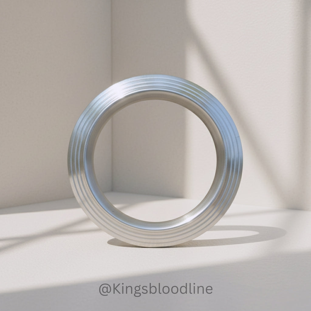 Sarbhloh kada Sharp Edge With Stripes side view